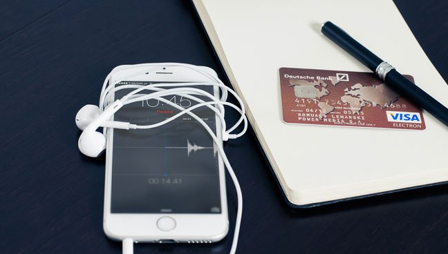 iPhone 5S with VISA card